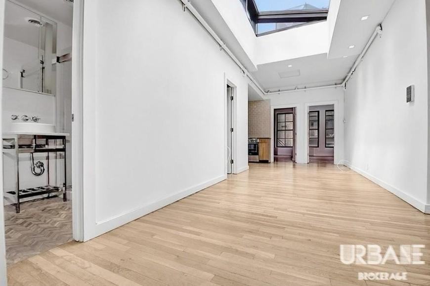 86 E 10th St - Photo 2 of 10