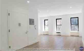 882 Lexington Ave - Photo 1 of 1