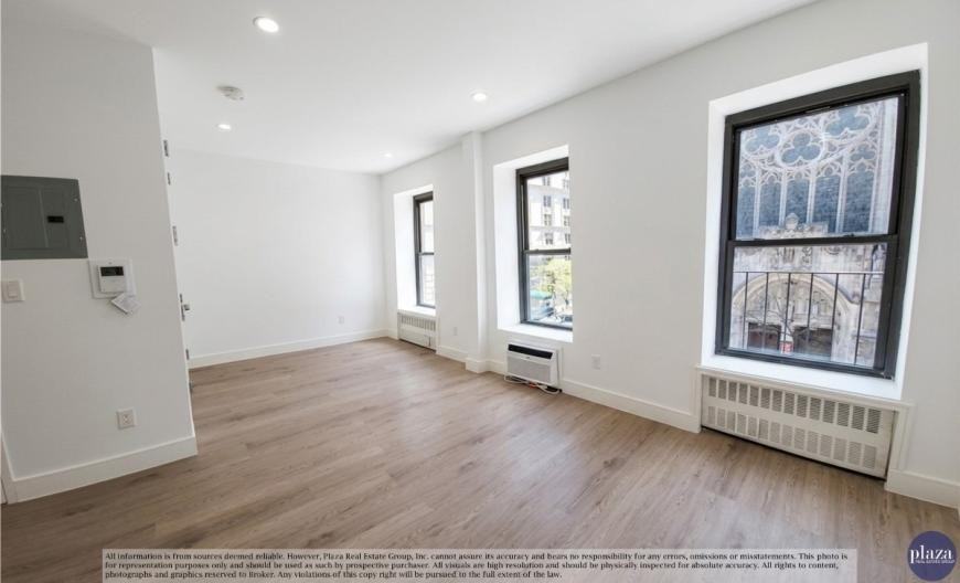 882 Lexington Ave - Photo 3 of 10
