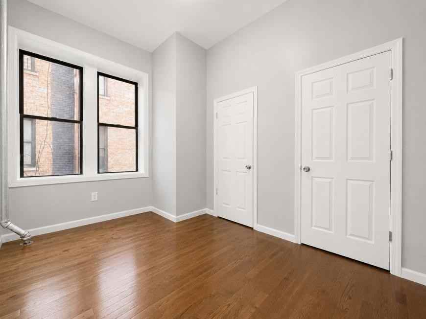 100 Audubon Ave - Photo 5 of 10