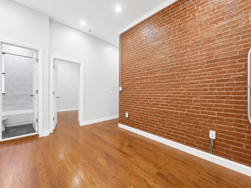 100 Audubon Ave - Photo 7 of 10