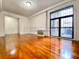featured image of 260 Convent Ave
