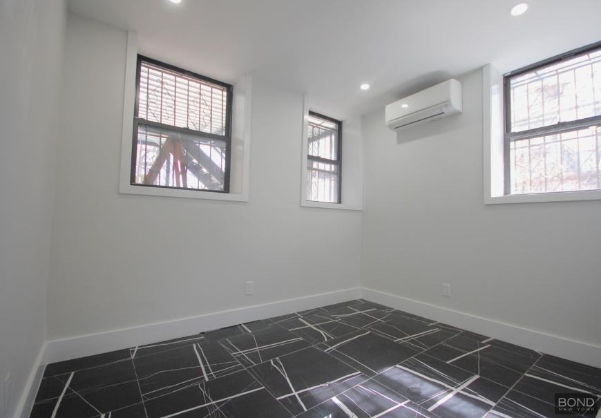 49 E 56th St - Photo 5 of 9
