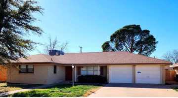 featured image of 2905 Byron Ave