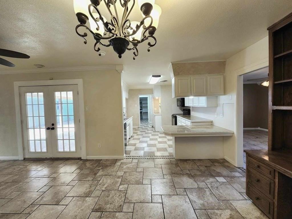 2905 Byron Ave - Photo 4 of 27