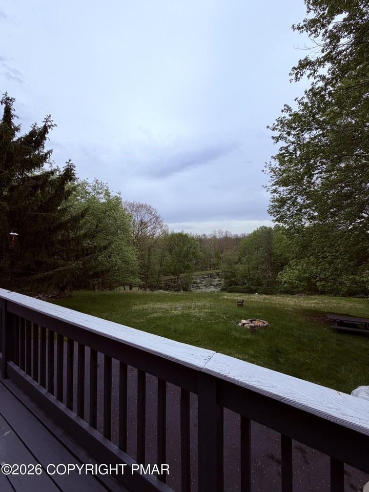 210 Stag Ct - Photo 2 of 11