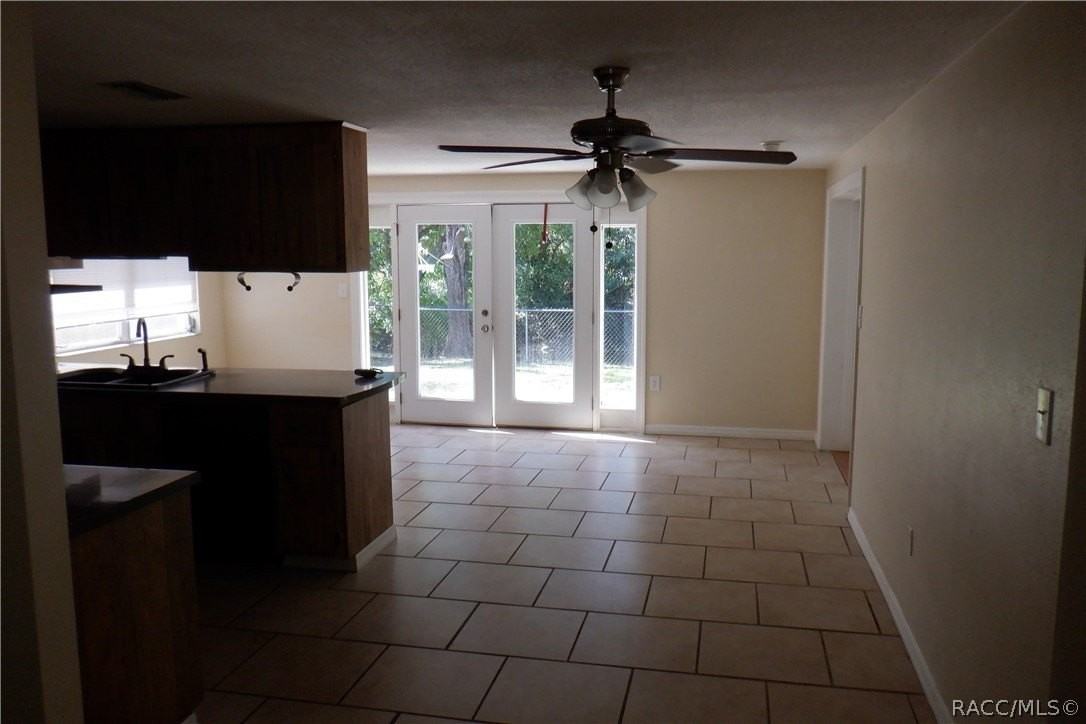 7234 Cherry Laurel Dr - Photo 4 of 44