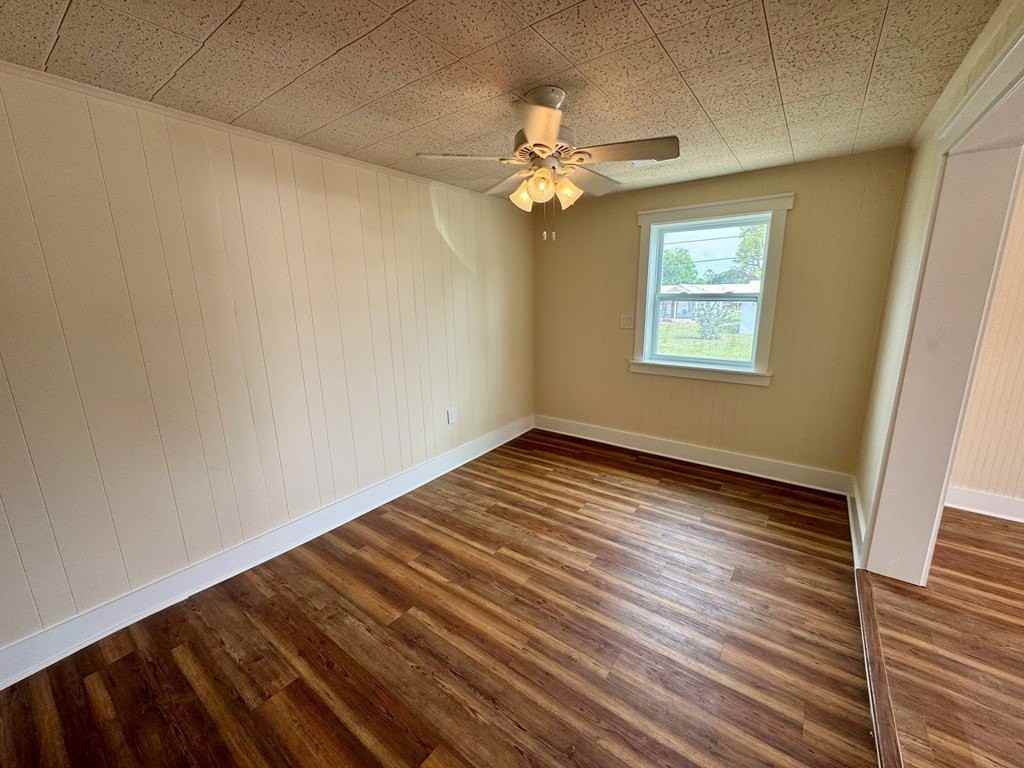 525 8th St #US - Photo 4 of 13