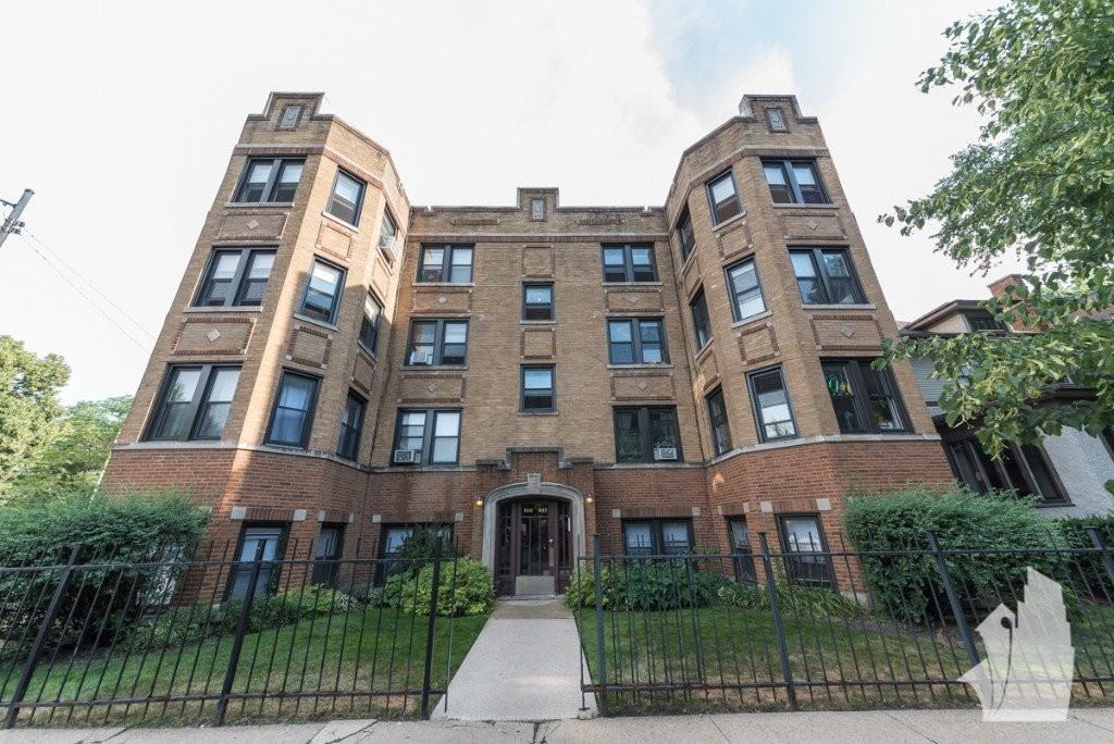 1415 W Hutchinson St