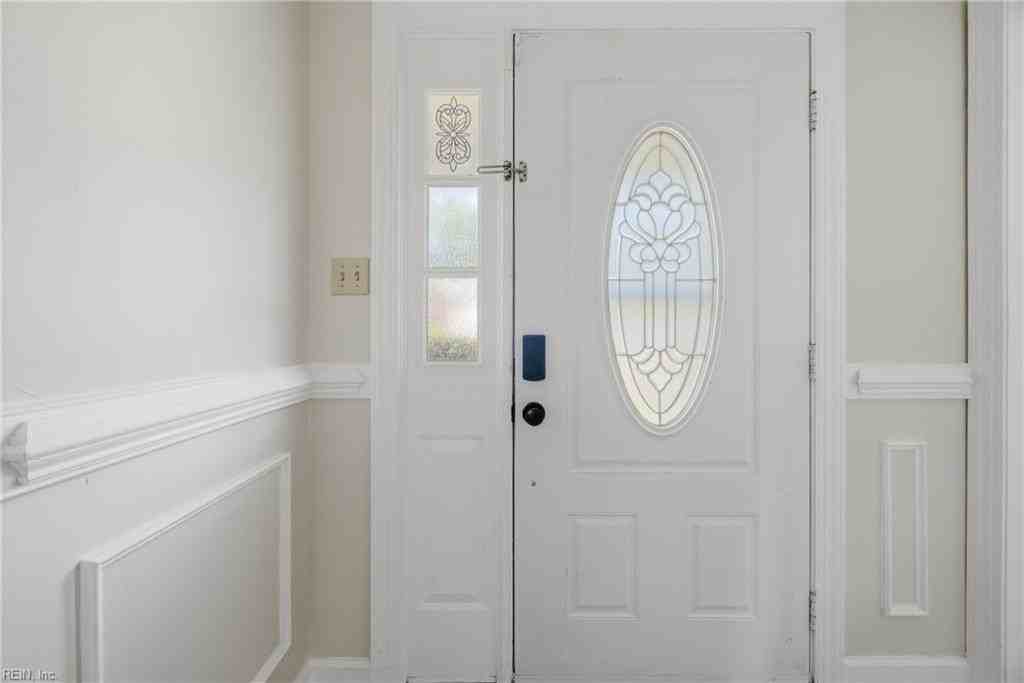 2 Compton Ct - Photo 5 of 24