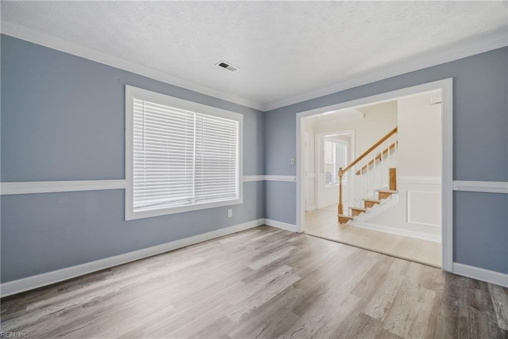 2 Compton Ct - Photo 6 of 24
