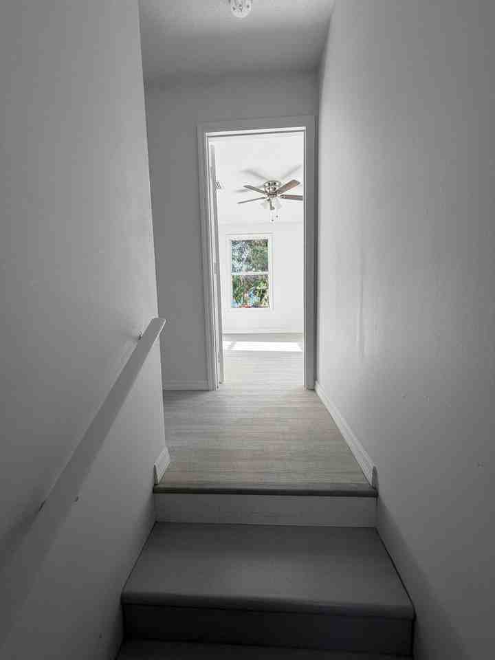 311 N 11th St - Photo 5 of 13