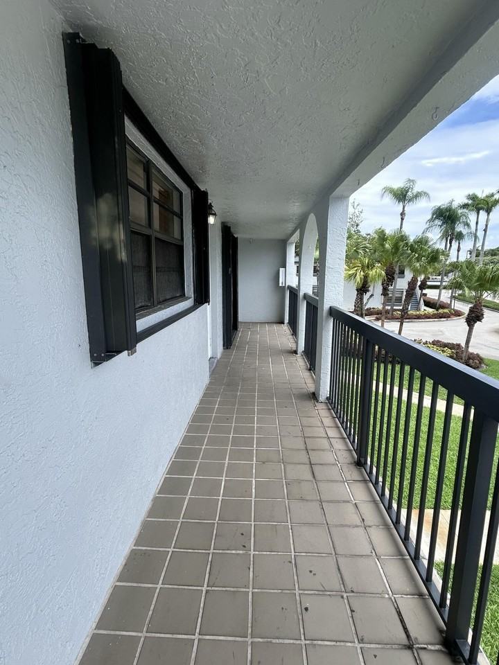 18301 Mediterranean Blvd - Photo 2 of 16