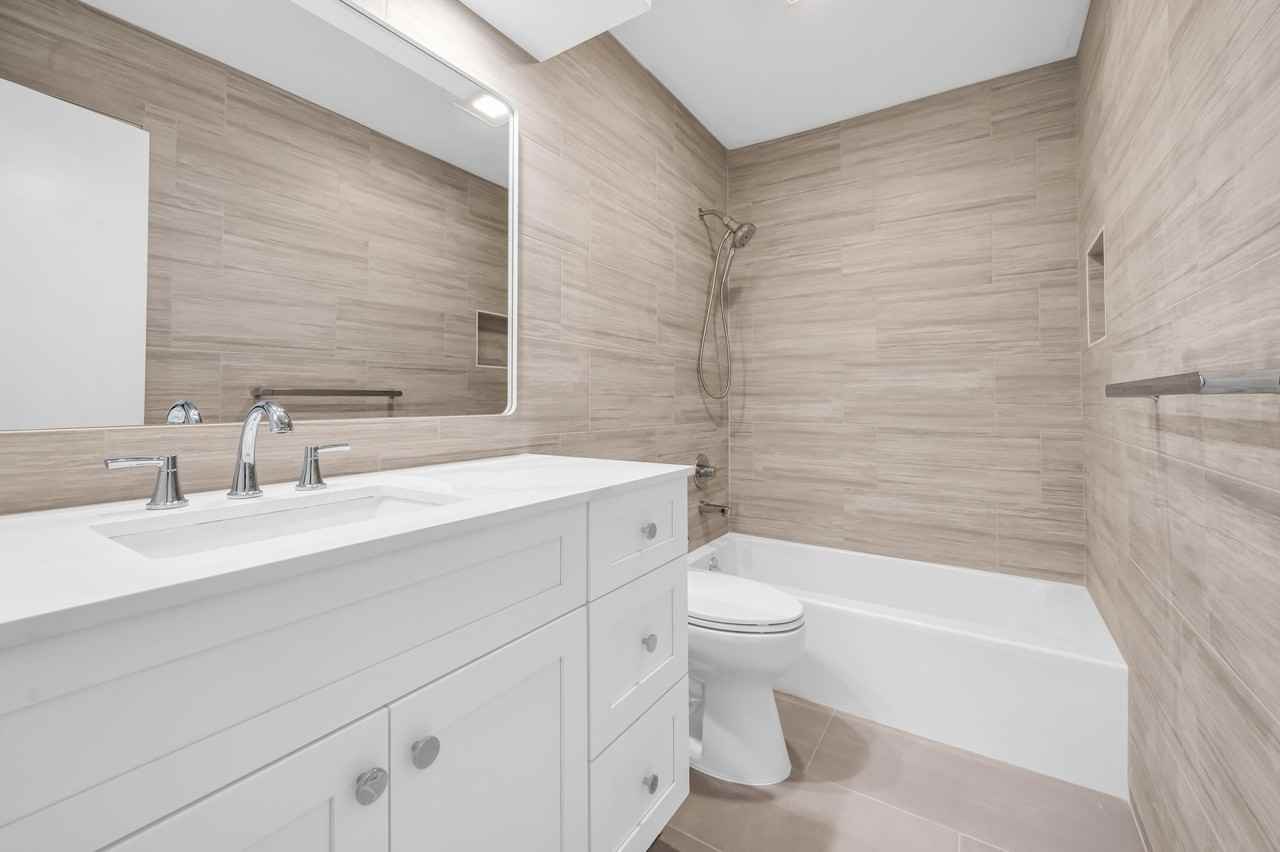 7755 Kenway Pl E - Photo 7 of 25