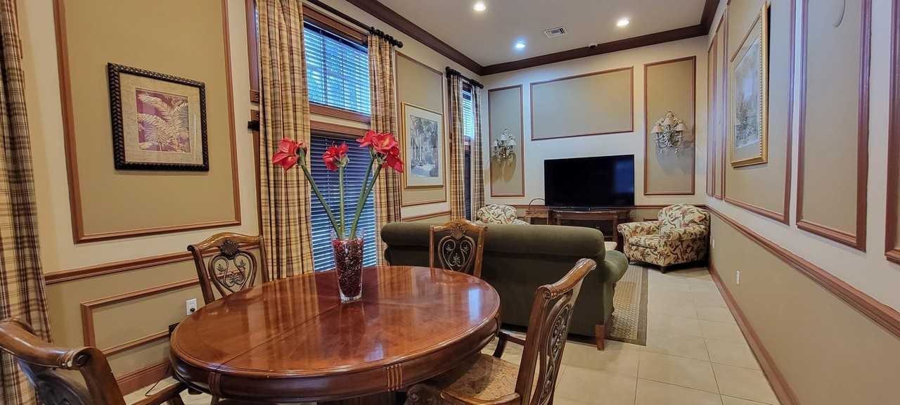 400 Scotia Dr #203 - Photo 7 of 50