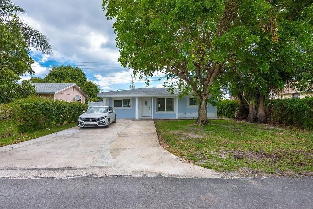 626 Nw 7th St - Photo 2 of 34
