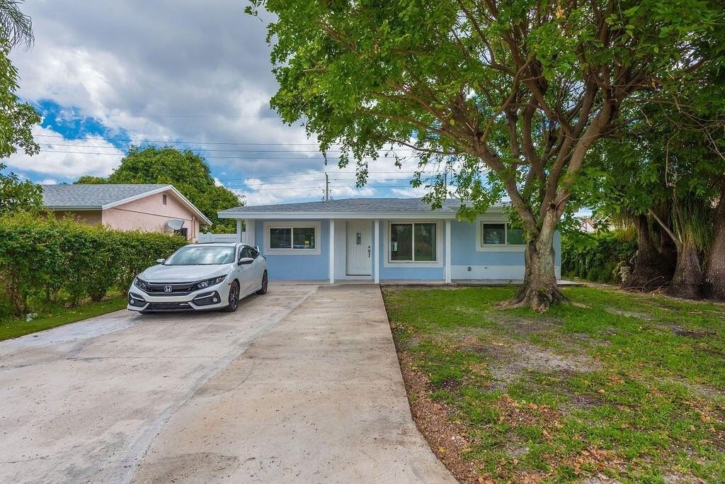 626 Nw 7th St - Photo 3 of 34