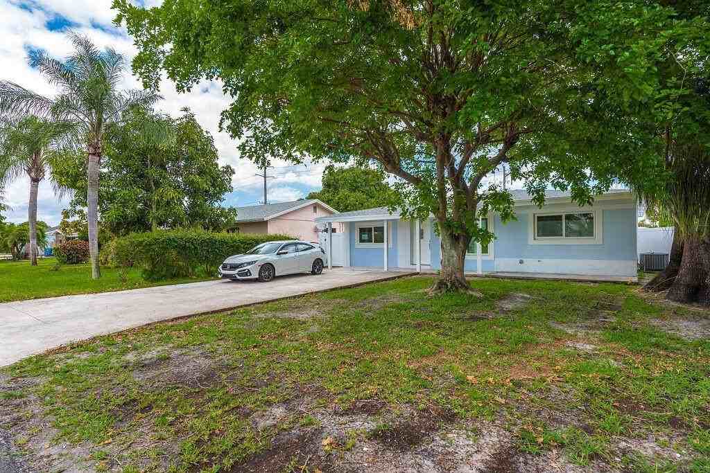 626 Nw 7th St - Photo 4 of 34