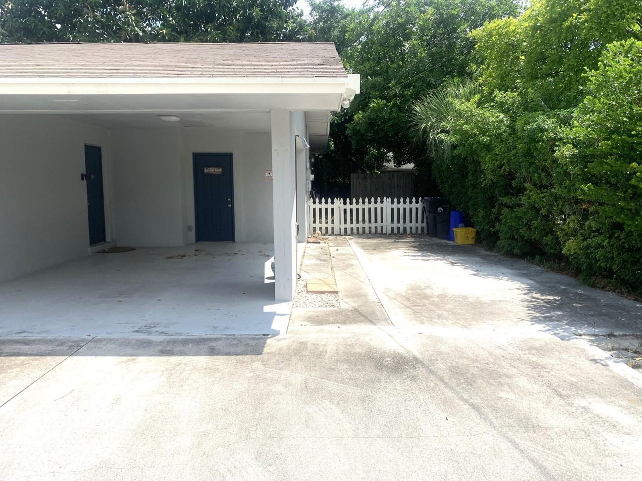 1944 Holman Dr #B - Photo 2 of 12