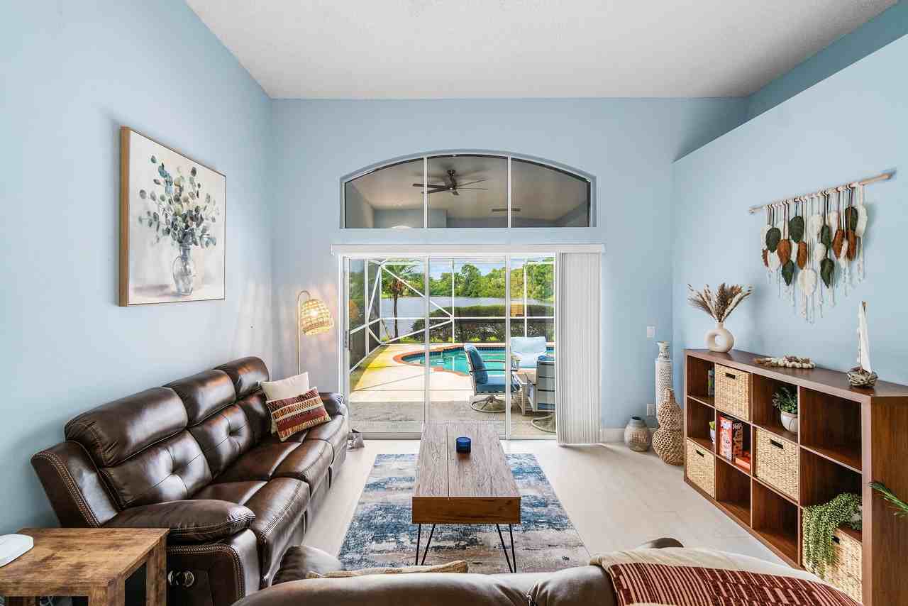 4180 Manor Forest Trl - Photo 5 of 46
