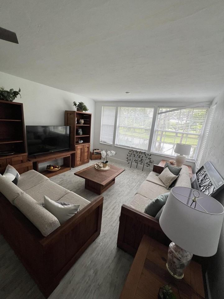 1408 Palm Beach Trace Dr - Photo 5 of 18