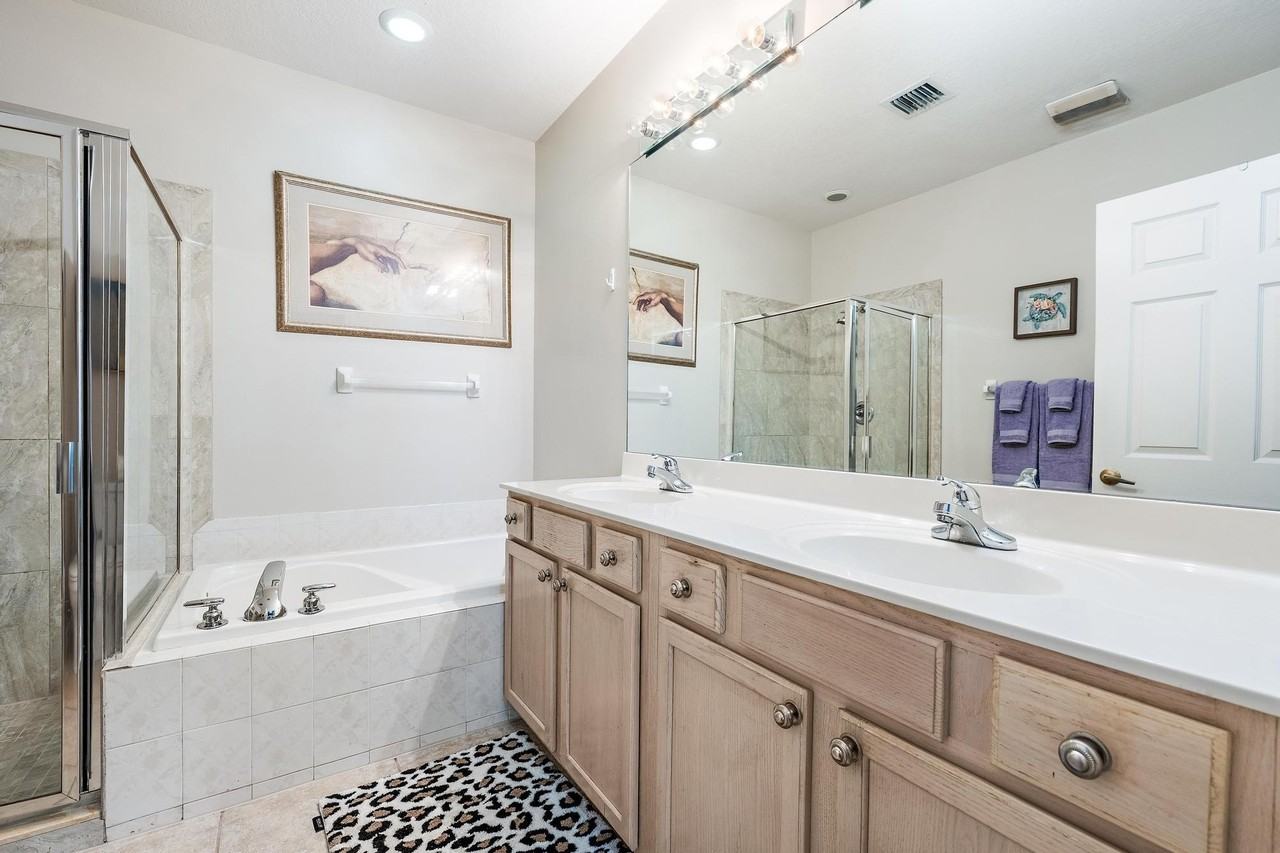 9224 Wentworth Ln - Photo 5 of 28