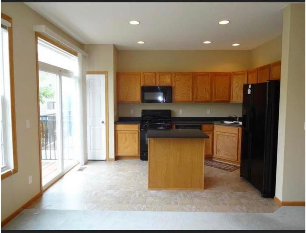 15608 Prospect Rd - Photo 4 of 13