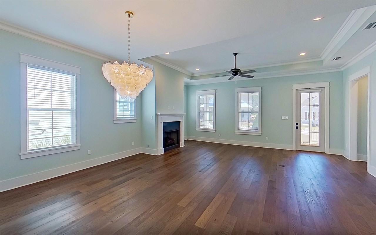 465 Karcher Ave - Photo 7 of 49