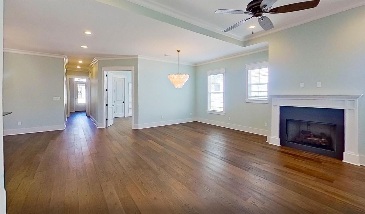 465 Karcher Ave - Photo 7 of 50
