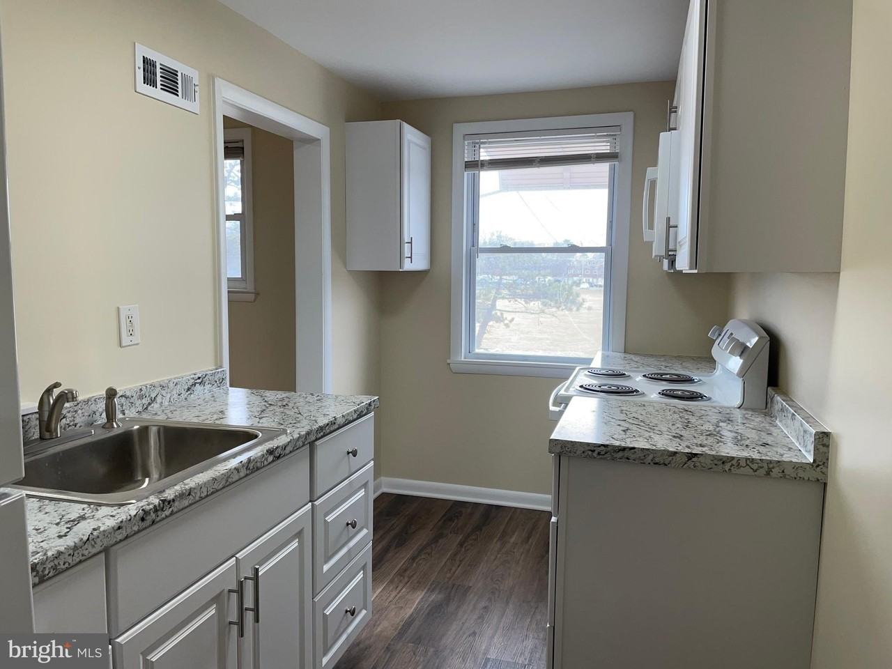 192 Madison Dr - Photo 6 of 20