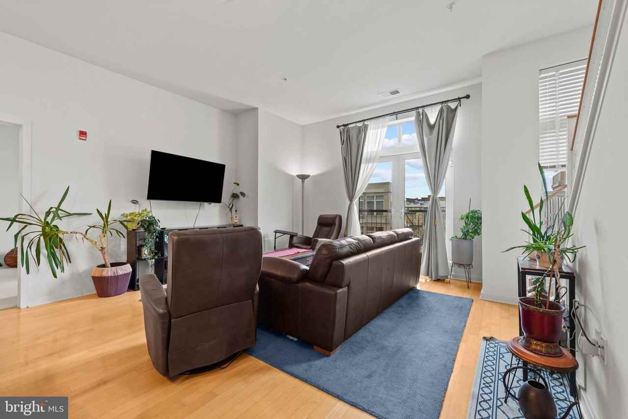 1209 N Charles St #410 - Photo 7 of 34