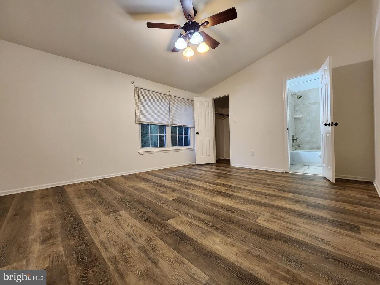 25 N Stead Ct - Photo 4 of 11