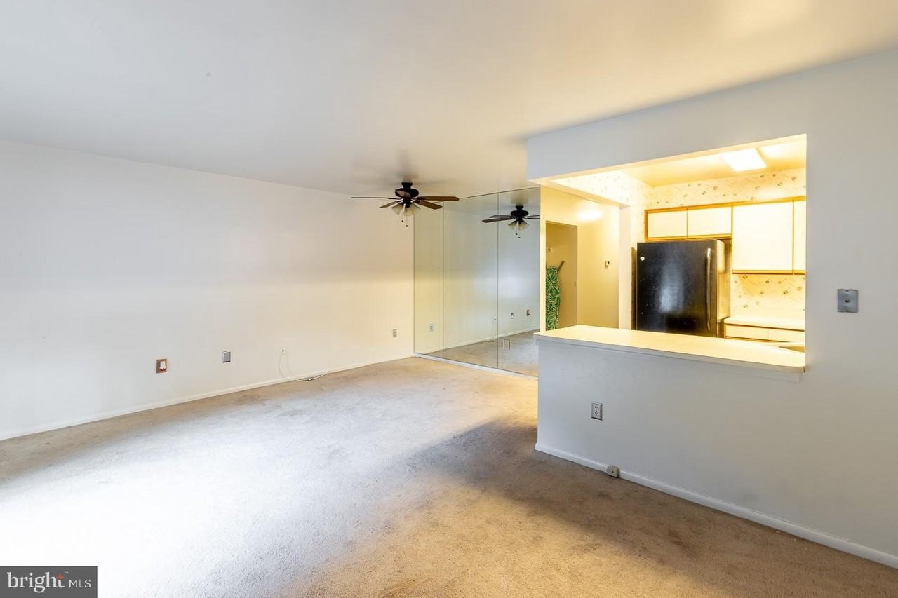 53 Ashlar Hill Ct #53 - Photo 4 of 18