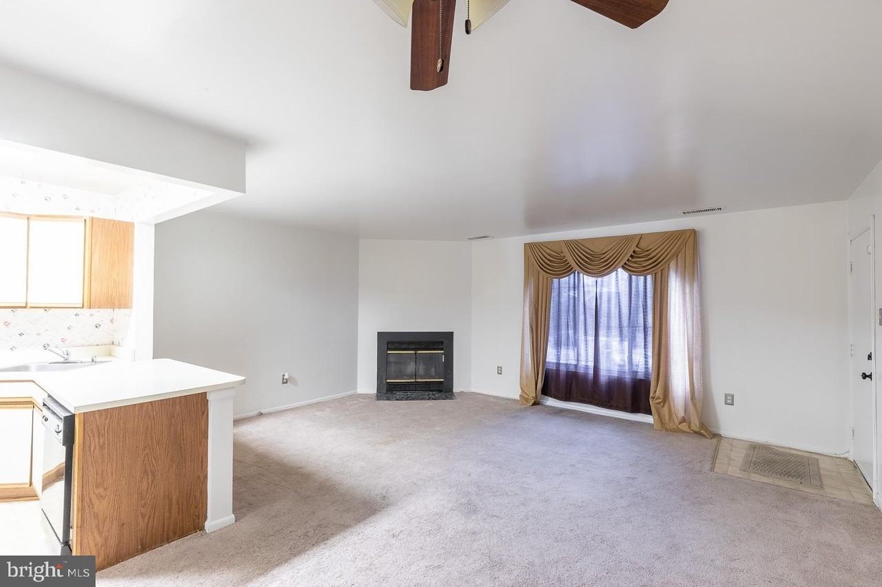 53 Ashlar Hill Ct #53 - Photo 5 of 18