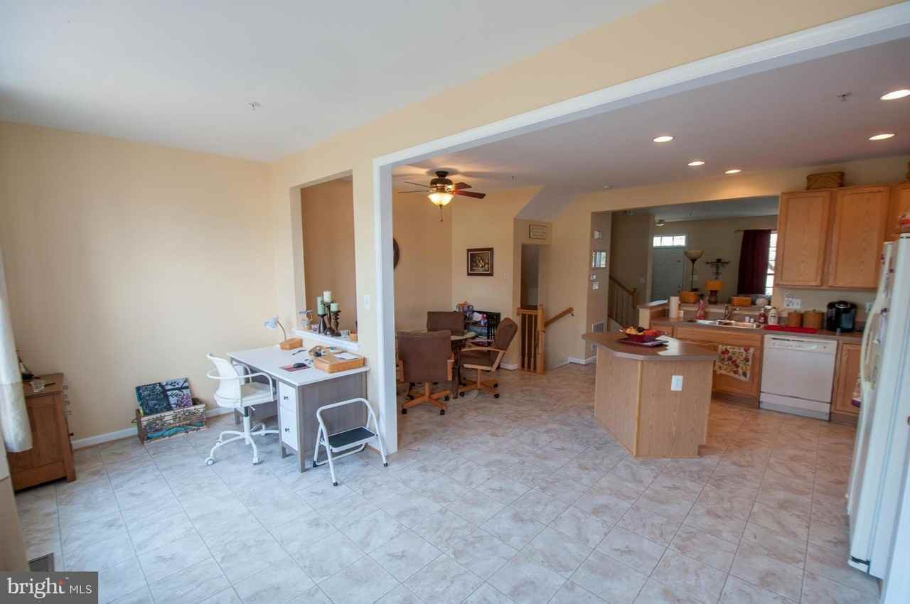 5813 Whiterose Way - Photo 2 of 15