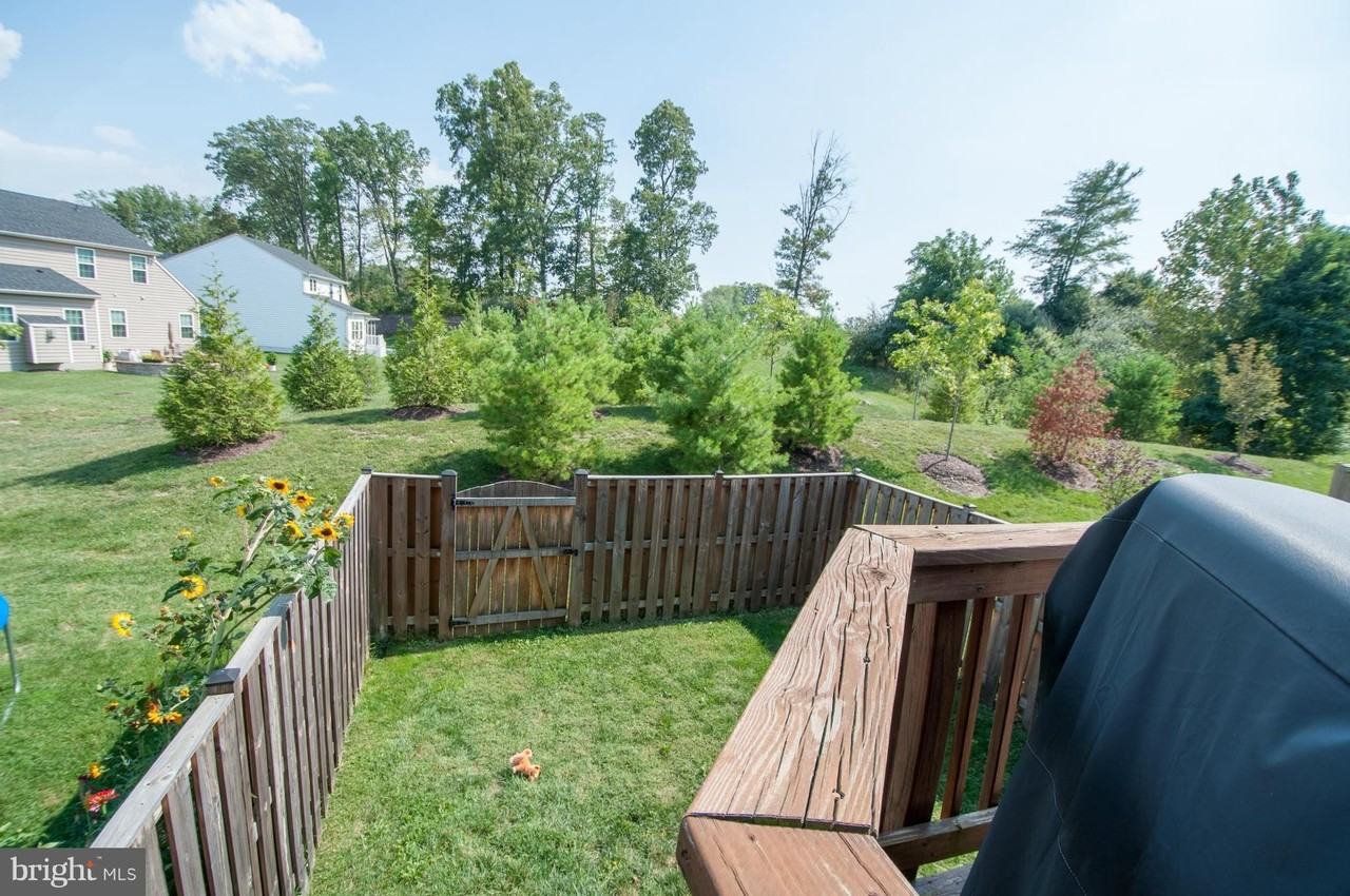 5813 Whiterose Way - Photo 3 of 15