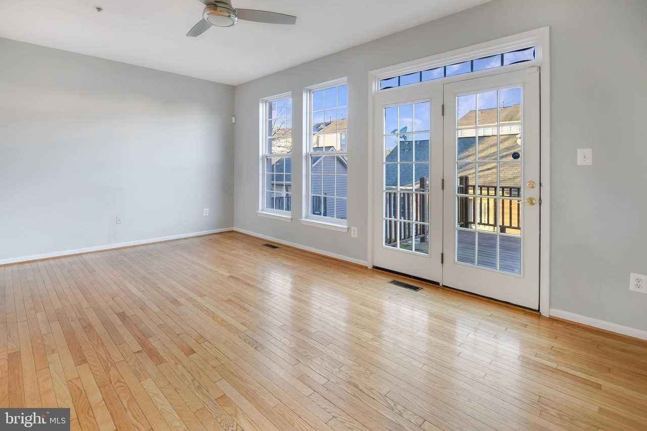 3730 Singleton Ter - Photo 2 of 18