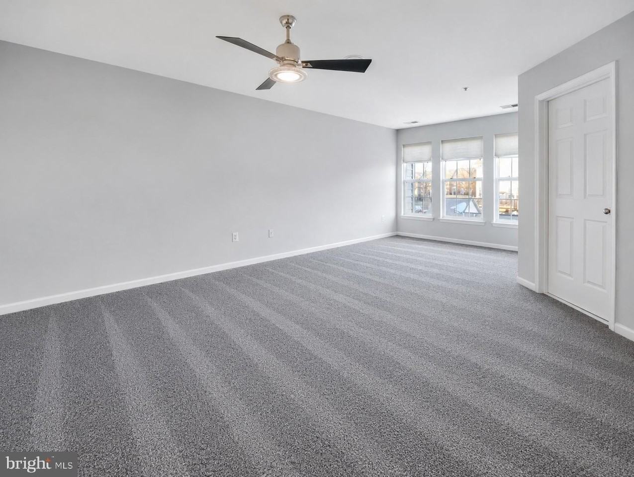 3730 Singleton Ter - Photo 5 of 18