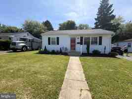 featured image of 8 S Reed St