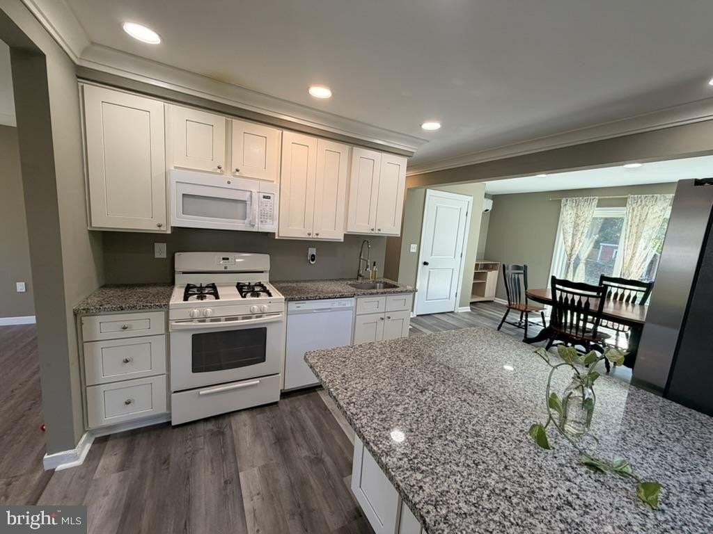 8 S Reed St - Photo 6 of 23