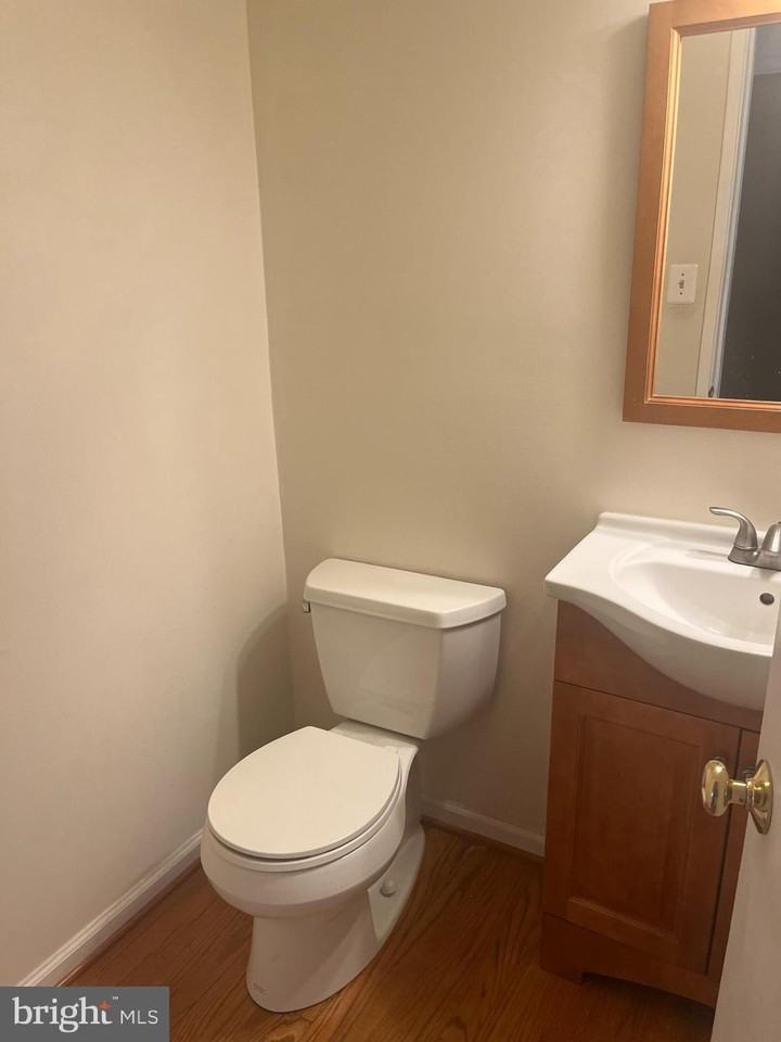 12140 Bentridge Pl - Photo 7 of 16