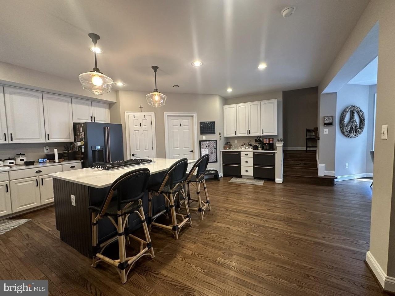 306 Pure Spring Cres - Photo 4 of 18