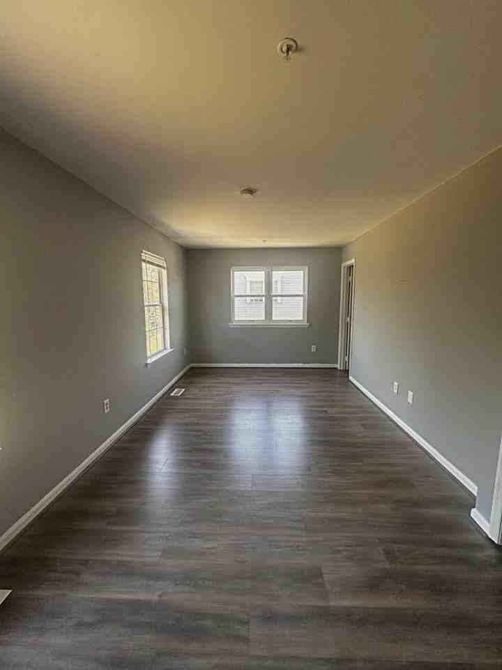 1634 Brooksquare Dr #67 - Photo 6 of 8