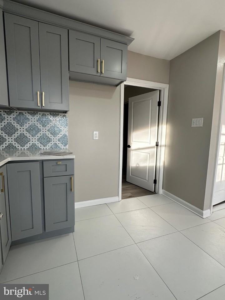 14 Buttonwood Rd - Photo 6 of 35