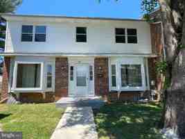 featured image of 1933 Juniper Ln #25