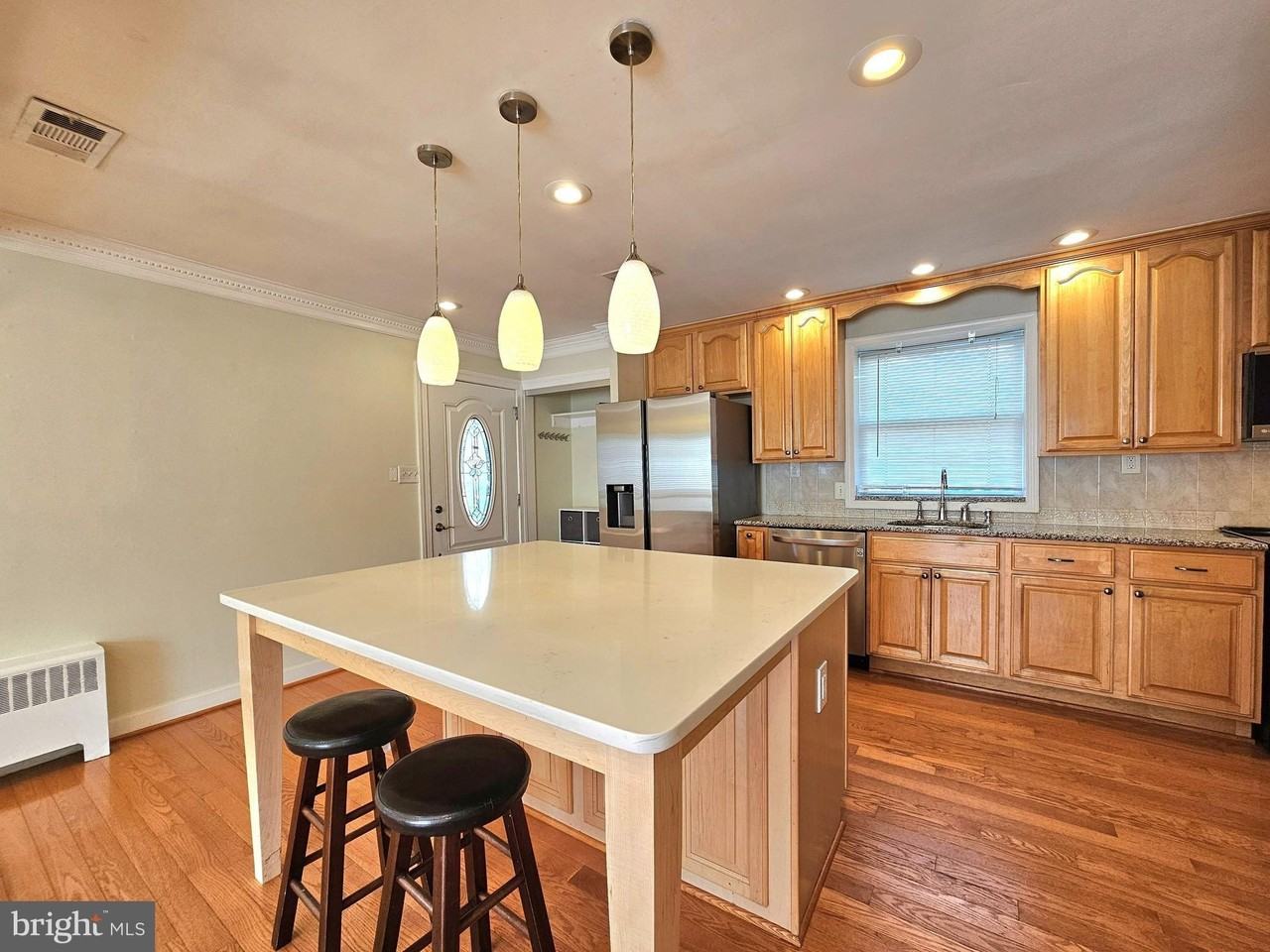 3109 Mosby St - Photo 2 of 27