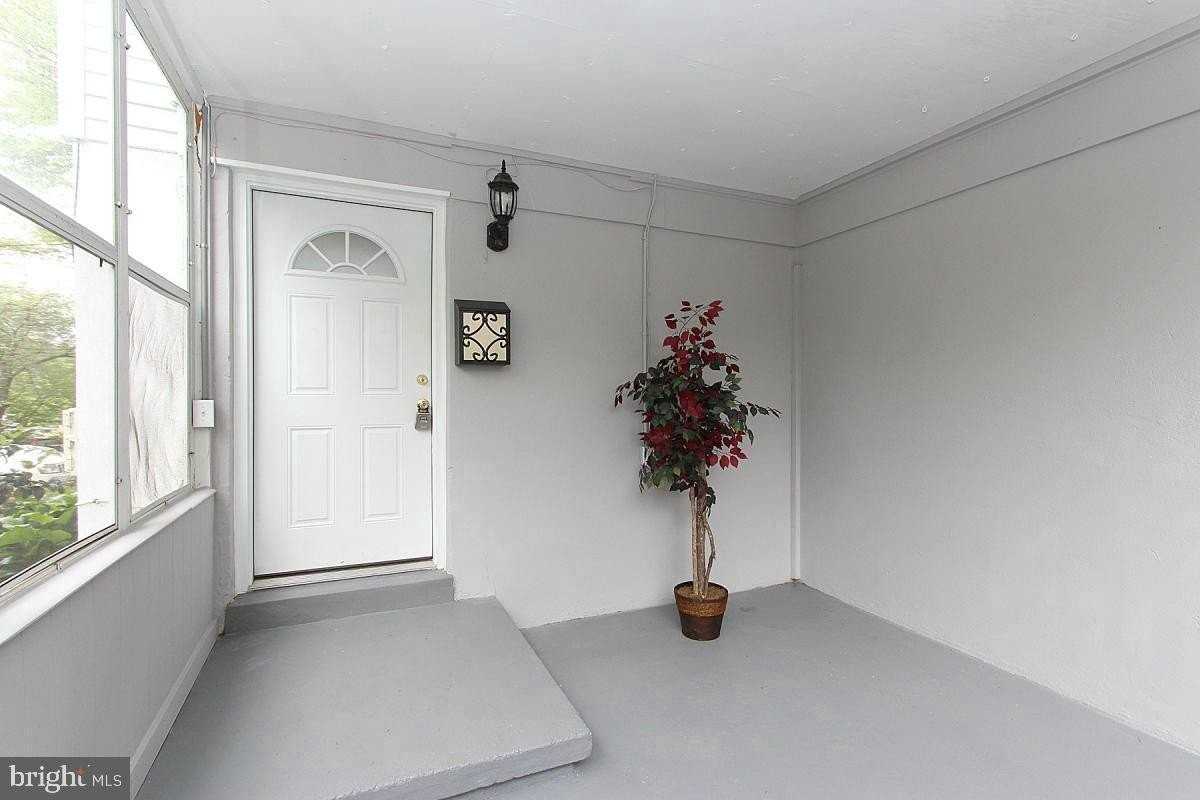 4272 Allison Cir - Photo 4 of 36