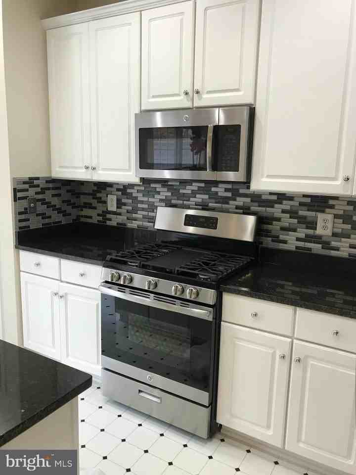 8904 Ashgrove House Ln - Photo 2 of 24