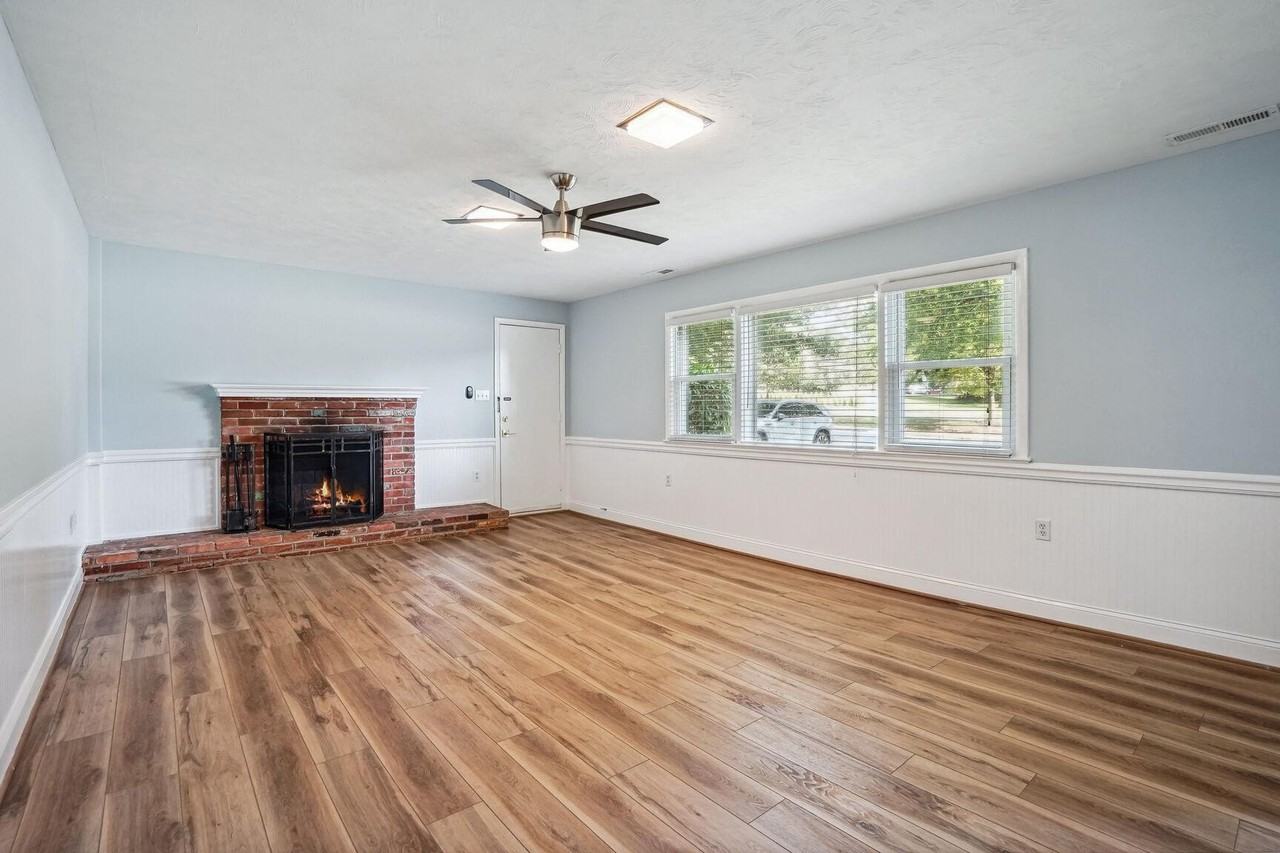 1100 Maple Ave E - Photo 5 of 50