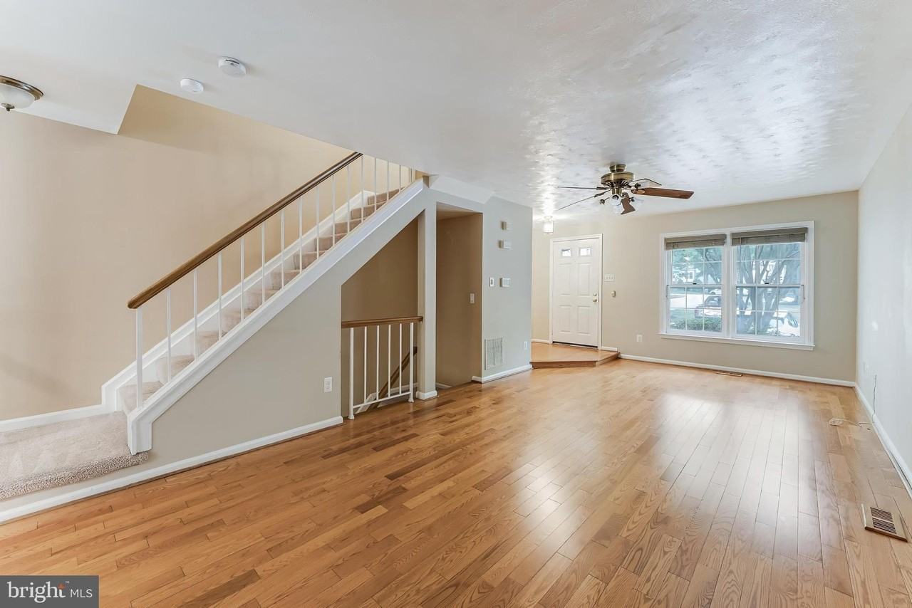 8475 Canyon Oak Dr - Photo 3 of 27